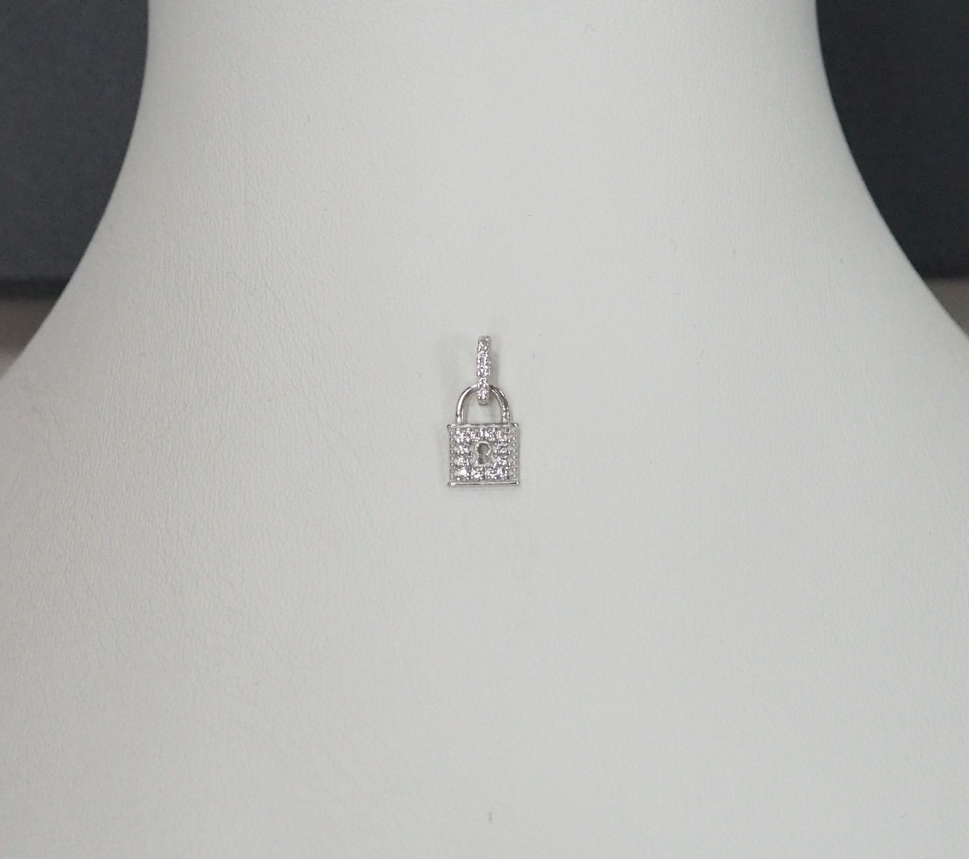 10423-000080 Подвеска (Ag 800)